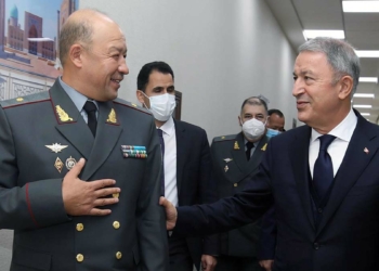 Bakan Akar, Özbekistan Savunma Bakanı ile görüştü