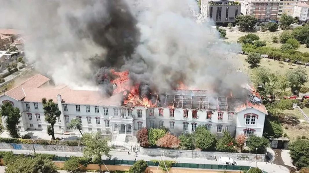Balıklı Rum Hastanesi'ndeki yangına soruşturma 