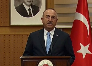 Bayrağımıza el uzatanların eli kırılır