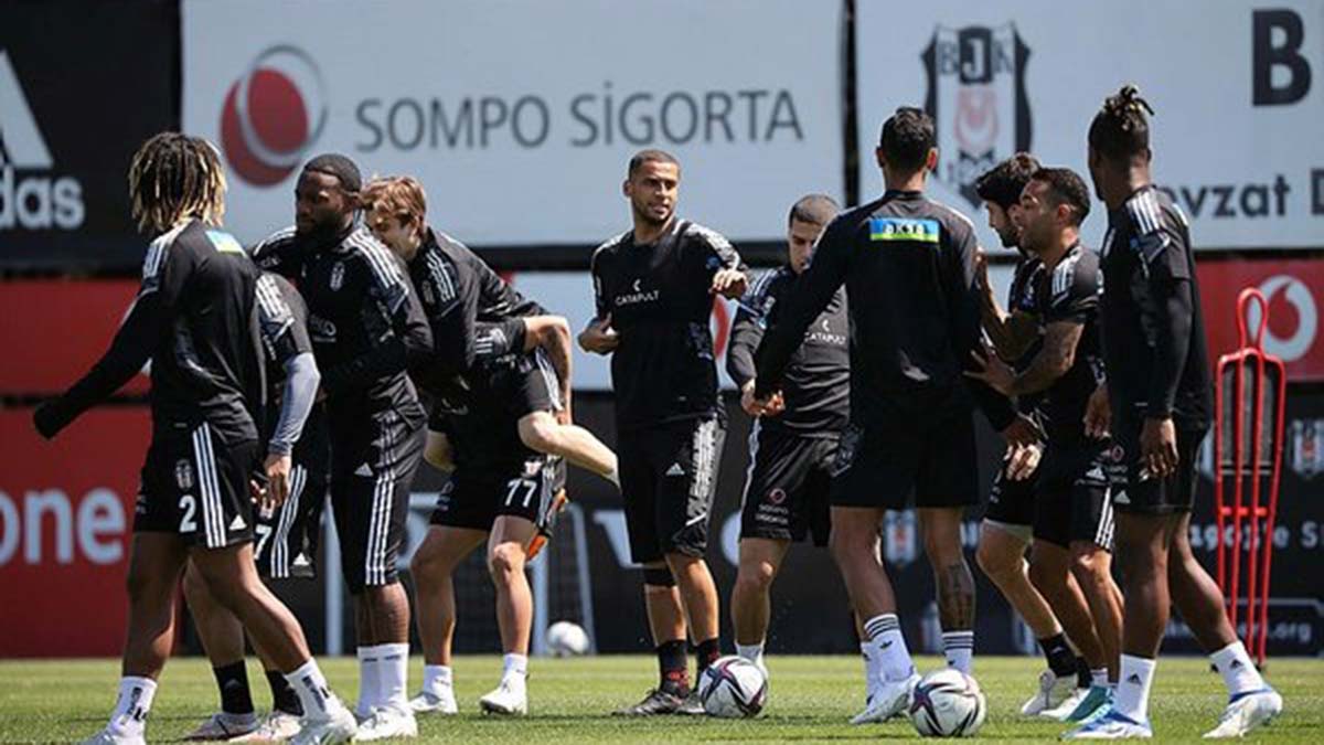 Beşiktaş'ta transfer harekatı devam ediyor