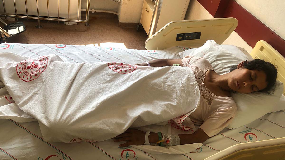 Bıçaklanan hamile kadının bebeği kurtarılamadı