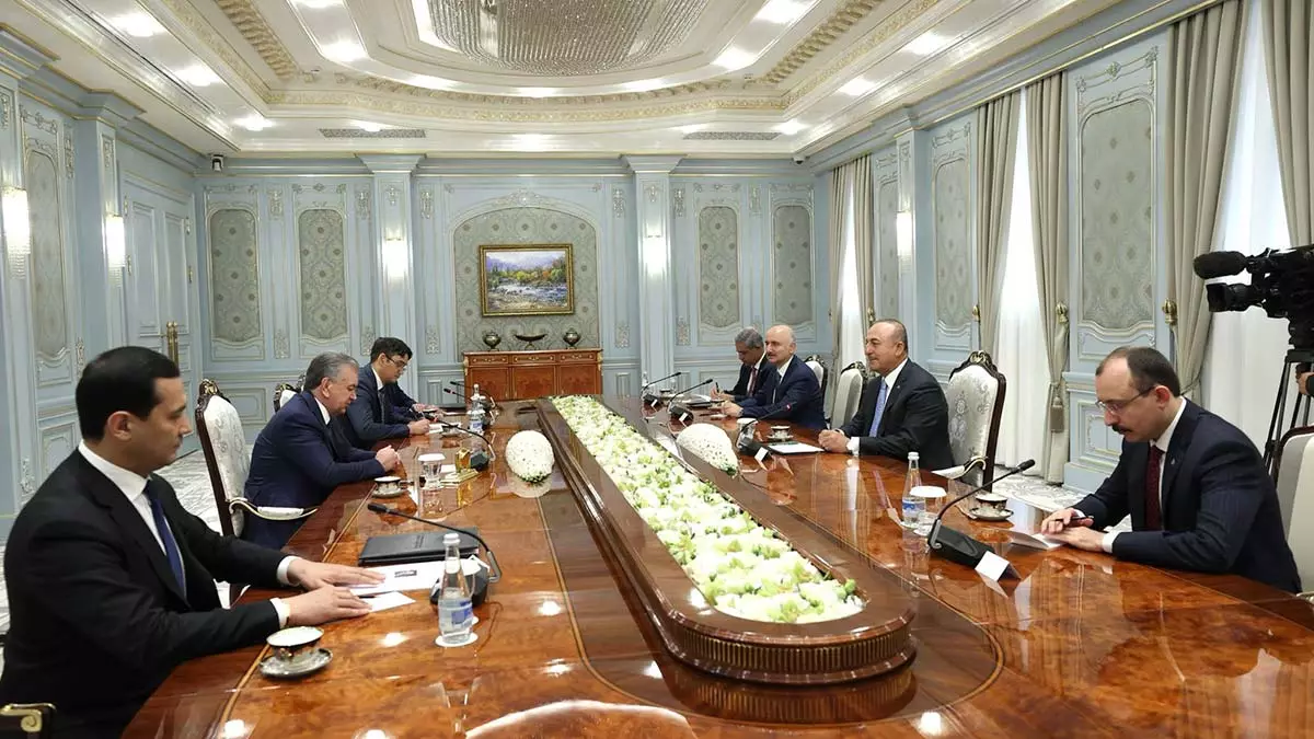 Çavuşoğlu, özbekistan cumhurbaşkanı ile görüştü