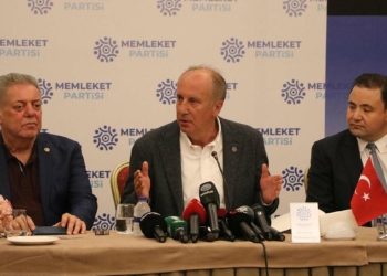 'Cemal Enginyurt her yeri ring zannediyor'