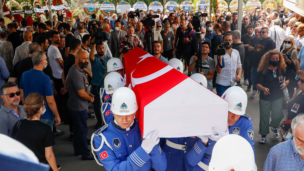 Civan Canova son yolculuğuna uğurlandı