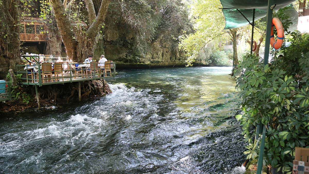 Düden Çayı'nda kötü koku yine ortaya çıktı