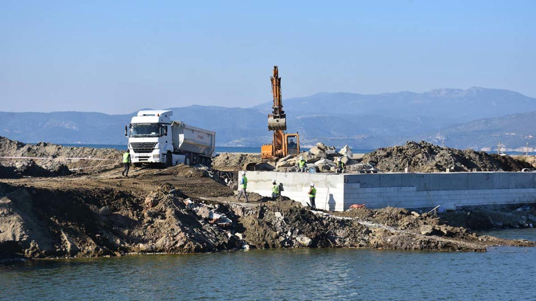 'Efes Antik Kanal Projesi' sürüyor