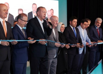 'En büyük üniversite kütüphanesini açıyoruz'