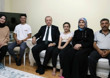 Erdoğan, Çaşmaz ailesinin evine misafir oldu
