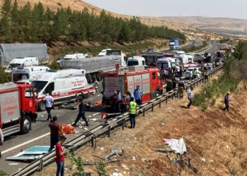 Gaziantep'te zincirleme kaza: 15 ölü, 22 yaralı