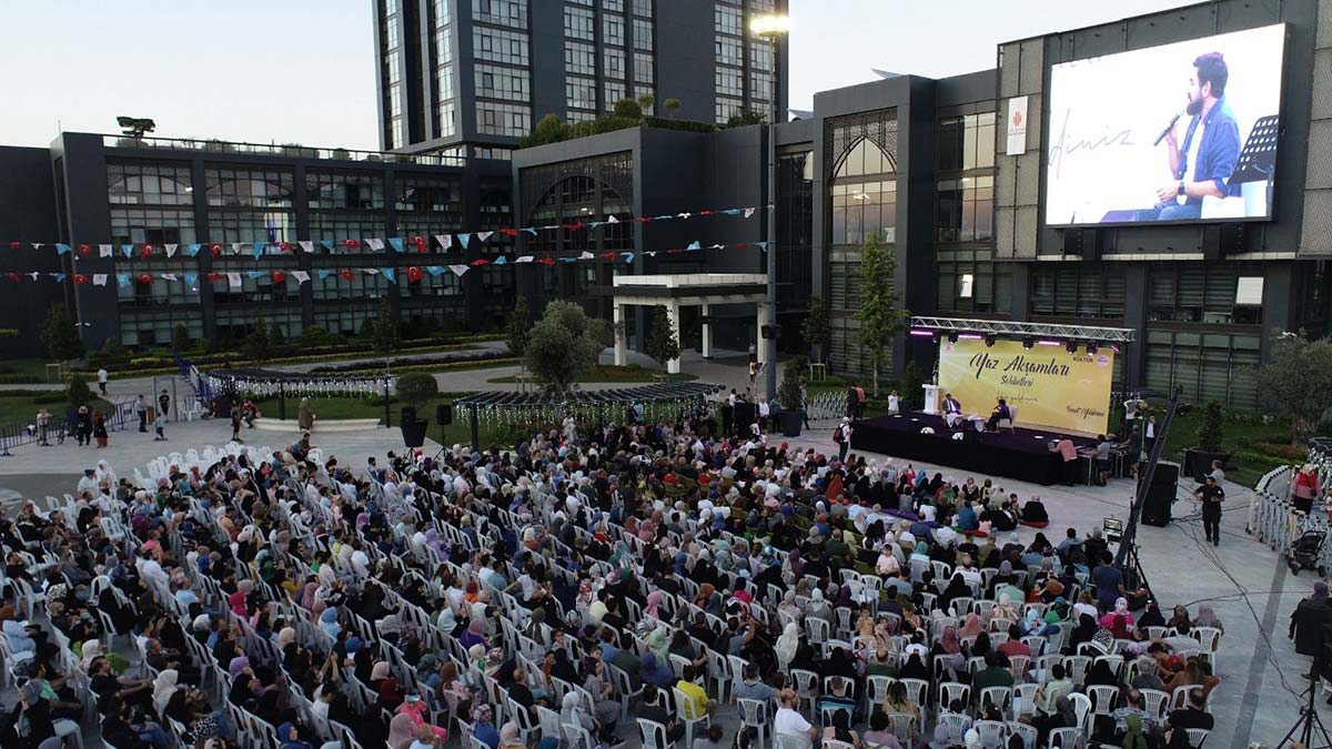 Hayati İnanç, Ümraniye halkı ile buluştu