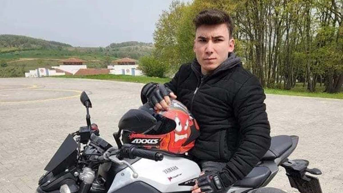 İşe başladığı gün kaza yapan motorlu kurye öldü