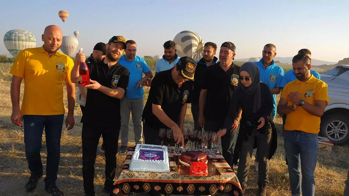 Kapadokyanin ilk balon pilotu 35inci yilini kutladi 1 - yaşam - haberton