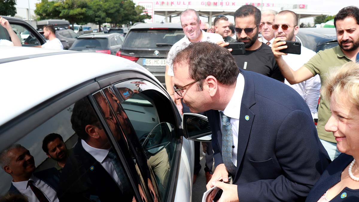 Kapıkule'de gurbetçilere 14 maddelik taahhütname