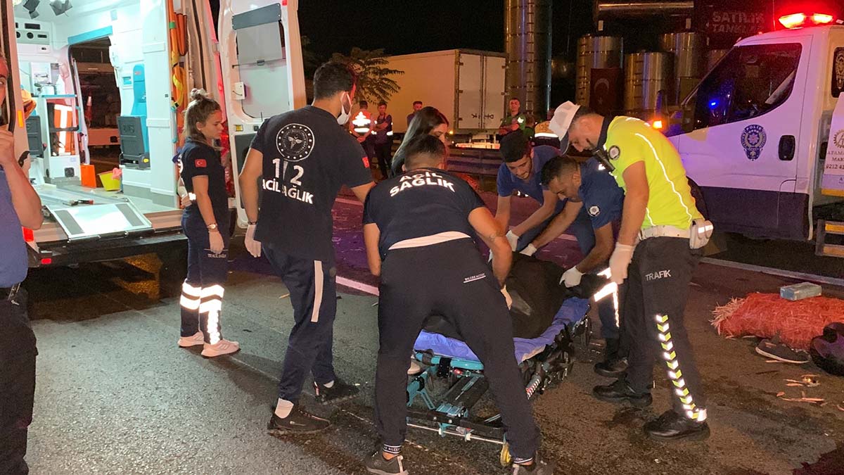 Kartal D-100 Karayolu'nda kaza: 2 ölü