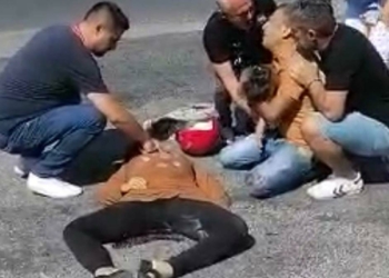 Kazada ölen anne ve bebeği yan yana defnedildi