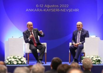 'Kıbrıs halkı kendi egemenliğinde kararlıdır'