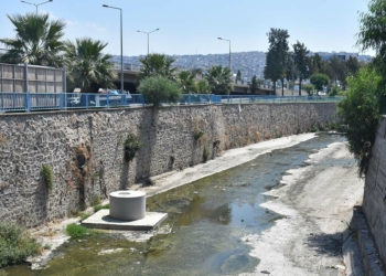 Kuraklık, İzmir'de kötü koku sorununu artırdı