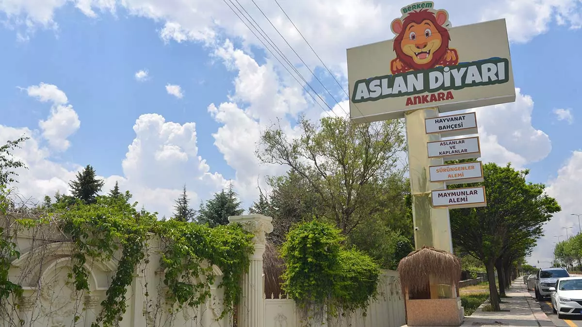 Mahalle arasındaki hayvanat bahçesi kapatılıyor