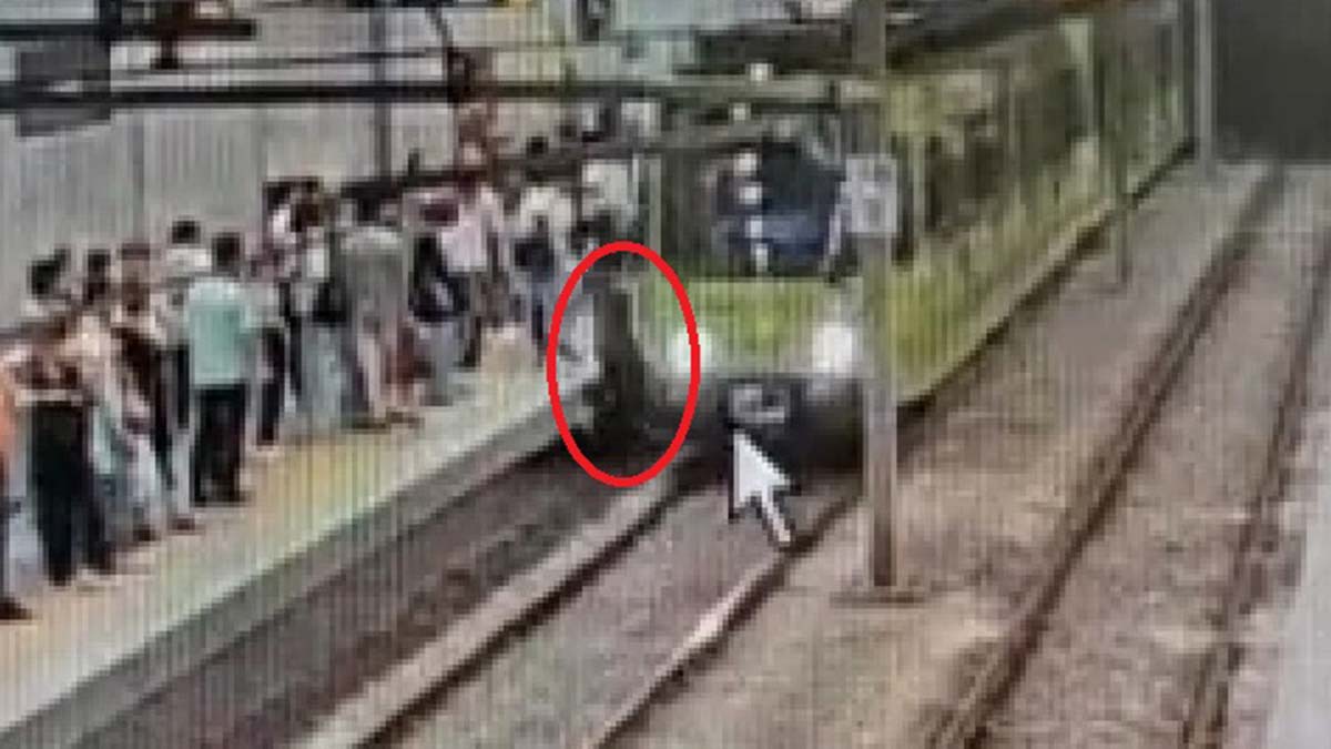 Metronun önüne atladı, vatman son anda durdu