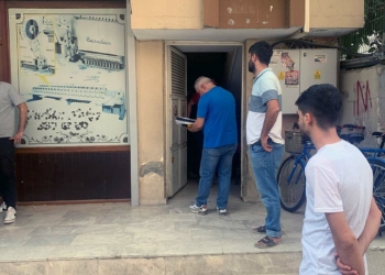Motosikletten açılan ateşte 2 kişi yaralandı