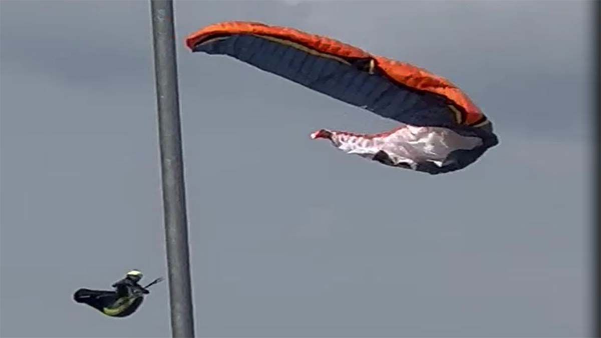 Okul müdürü yamaç paraşütü yaparken öldü