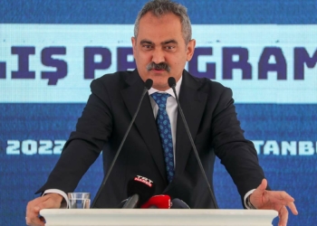 Özer, müfredata yeni eklenen dersi açıkladı