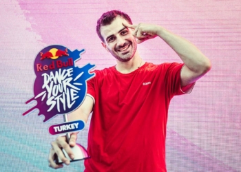 'Red Bull Dance Your Style' İzmir'de devam ediyor
