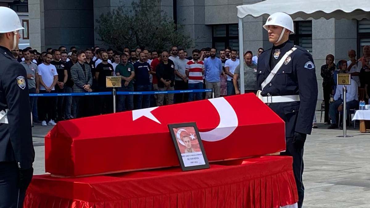Şehit bekçi için Emniyet Müdürlüğü'nde tören