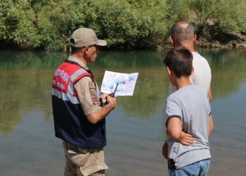 Siirt'te boğulma vakalarına karşı 'uyarı levhası'