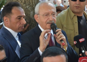 Siyaseti bu millet için yapacağız