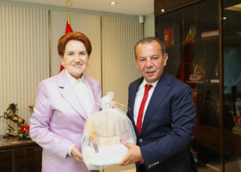 Tanju Özcan Meral Akşener'i ziyaret etti