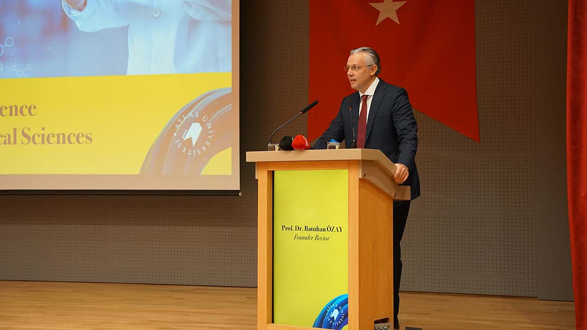 'Tıp Bilimlerinde Gelecek Vizyonu' konferansı