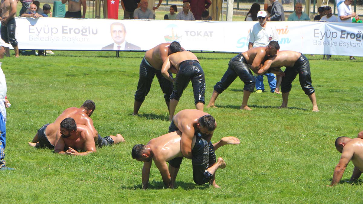 Topçam Yağlı Pehlivan Güreşleri, Tokat'ta başladı