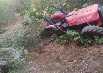Traktörle dereye yuvarlanan Güngör, öldü