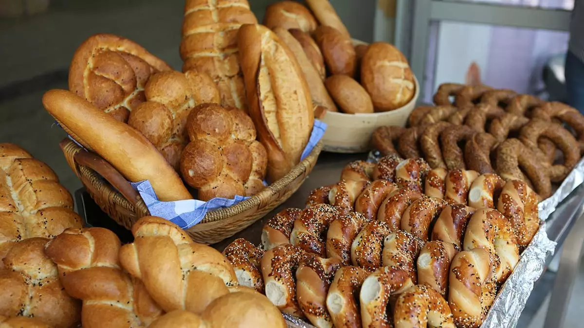 Tunceli'de, hayırsever destekli halk ekmek 3 tl
