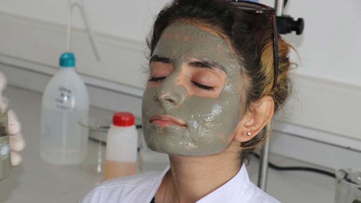 Tuz Dağı'ndaki kilden cilt maskesi üretildi