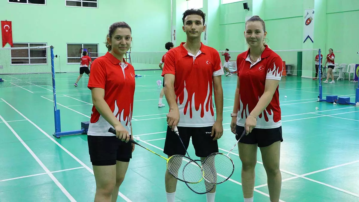 U19 badminton milli takimi sirbistana hazirlaniyor 1 - spor haberleri - haberton