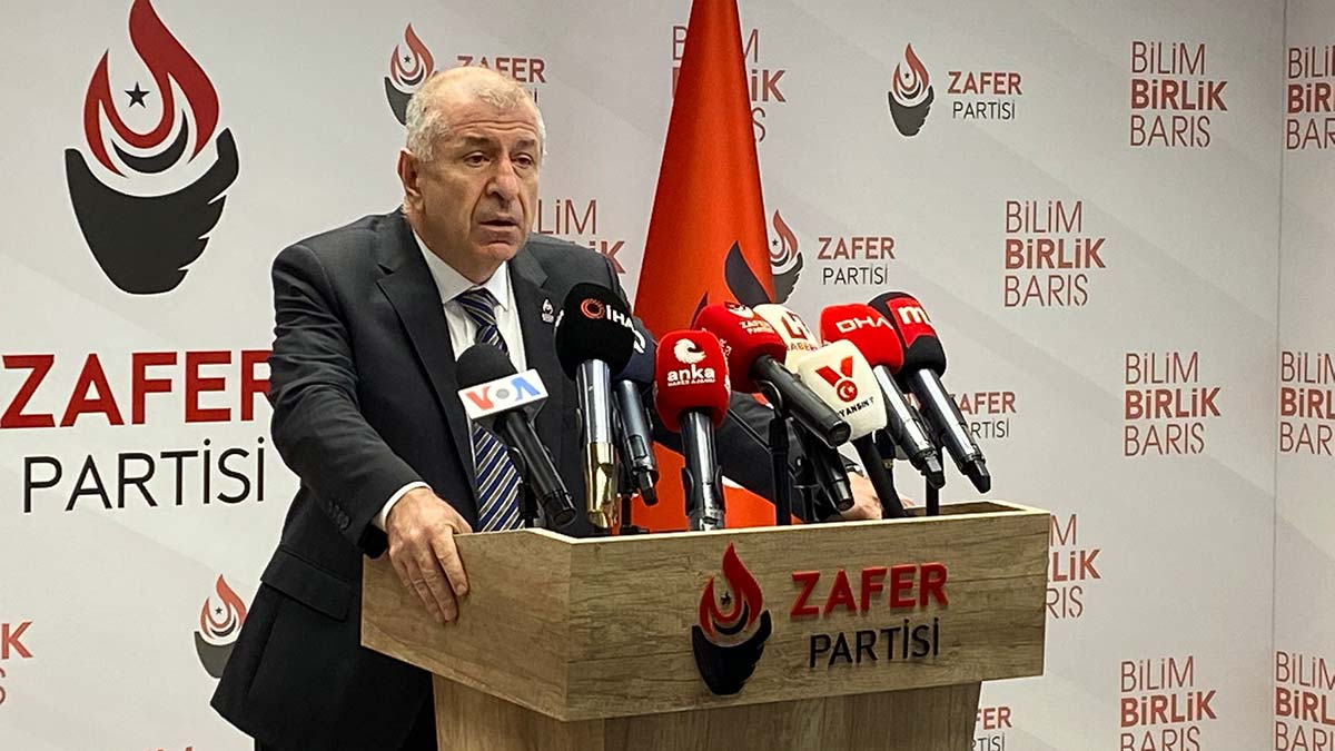 Ümit Özdağ'dan Mansur Yavaş'a adaylık çağrısı