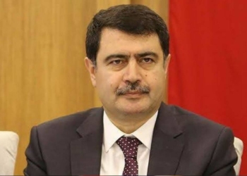Vali Vasip Şahin'in annesi hayatını kaybetti