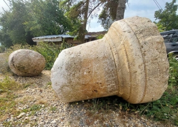 Villa bahçesindeki 2 tarihi sütun korumaya alındı