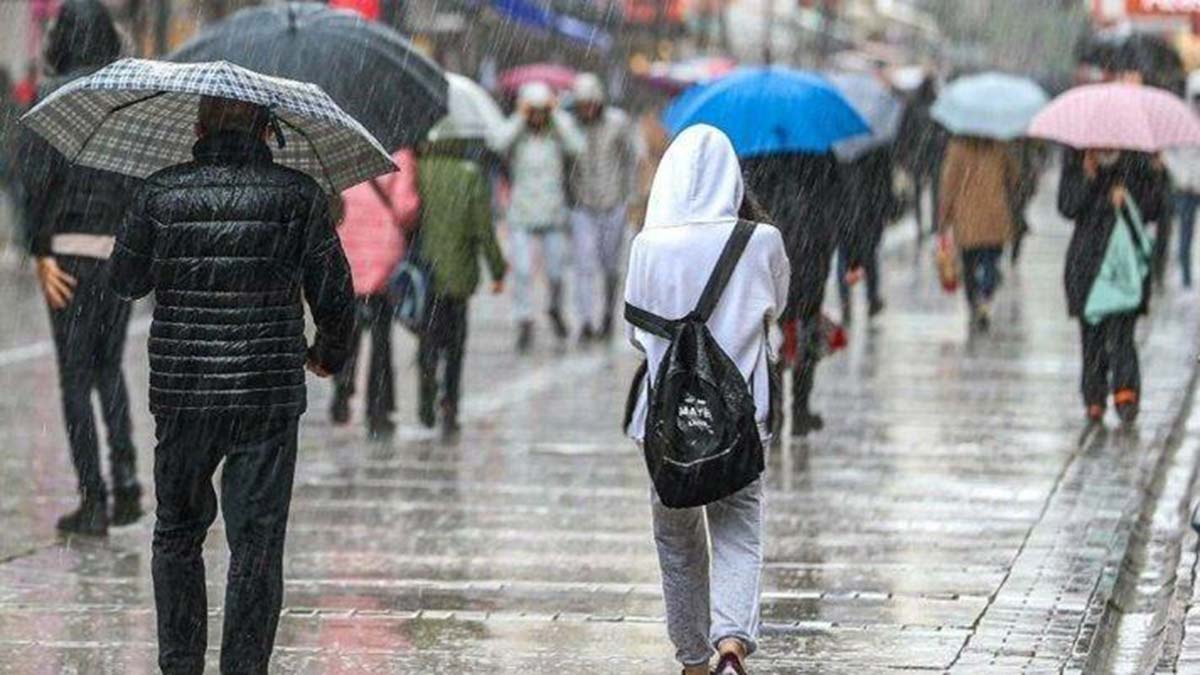 Yerlikaya'dan İstanbul'a yağış uyarısı