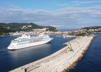 Amasra'ya ilk kruvaziyer geldi
