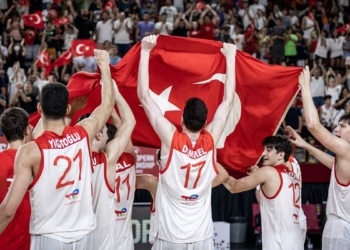 Türkiye Slovenya'yla final oynayacak