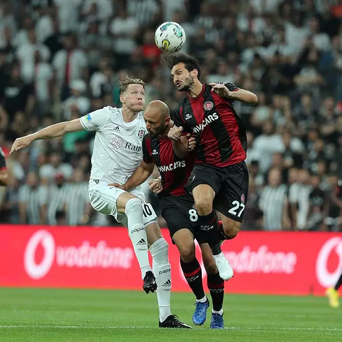 Besiktas vavacars fatih karagumruk ek fotograflar 3046 dhaphoto7 - yazarlar - haberton