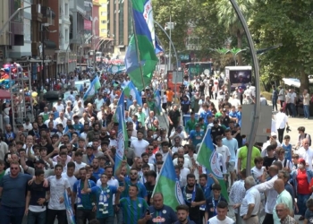 Çaykur Rizespor camiası birliktelik yürüyüşü yaptı