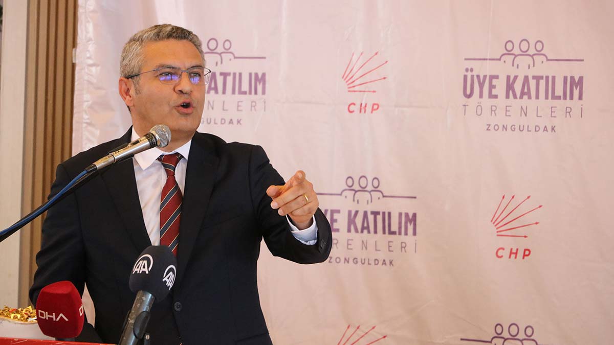 CHP Genel Başkan Yardımcısı Oğuz Kaan Salıcı, “İnsanca hakça bir düzen kurmak için yola çıktık. İster erken ister baskın ister zamanında; nasıl istiyorlarsa biz bu iktidarı, o seçimde geldikleri yere göndereceğiz” dedi.