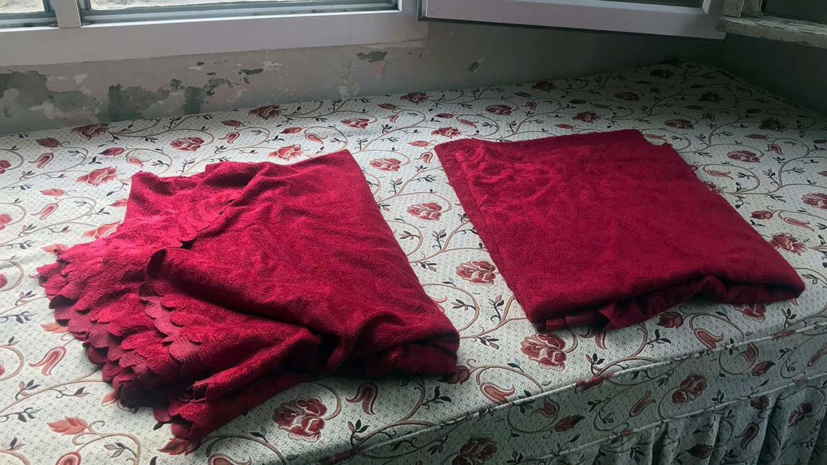 Cesedin üzerine örtülen kırmızı örtü cinayeti aydınlattı