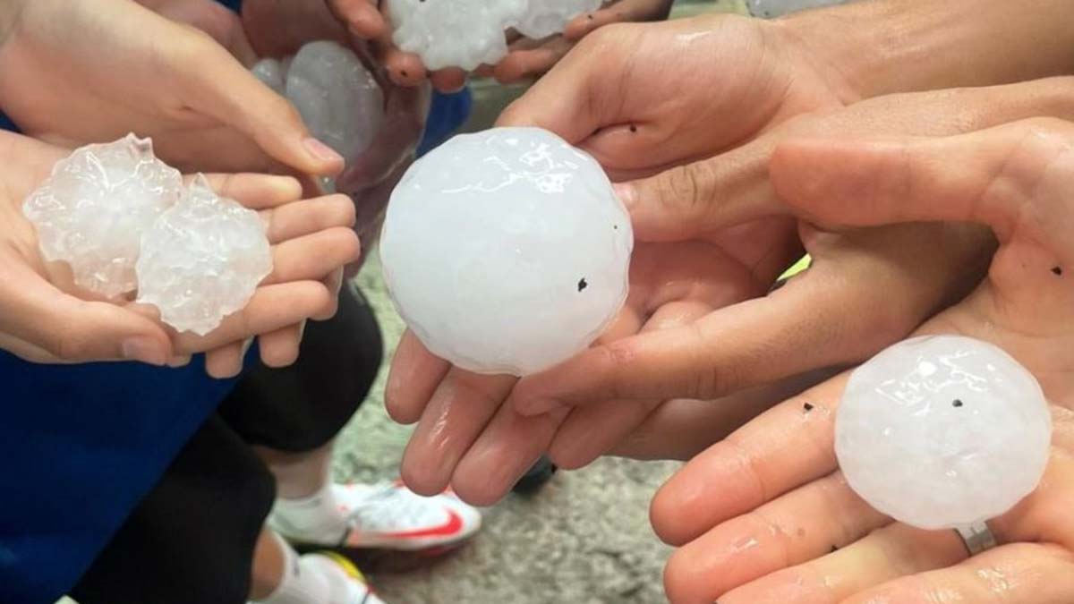 İspanya'da dolu yağışı