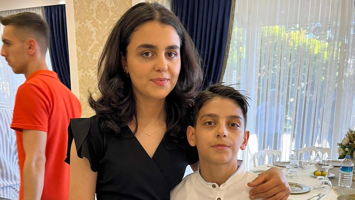 Sırtına mermi isabet eden Abdulsamet ağır yaralı