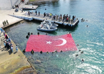 Komandolardan 100. yıl Zafer Dalışı
